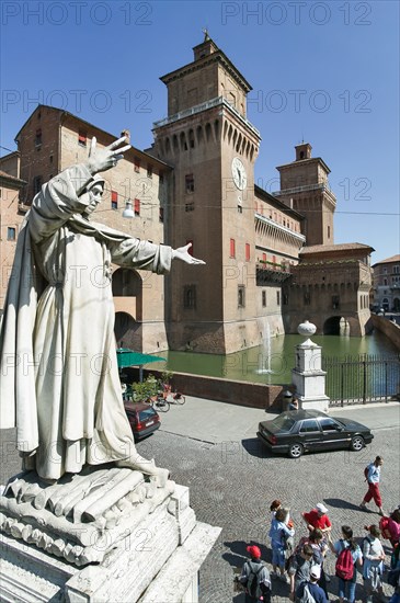 Ferrara: veduta del Castello Estense