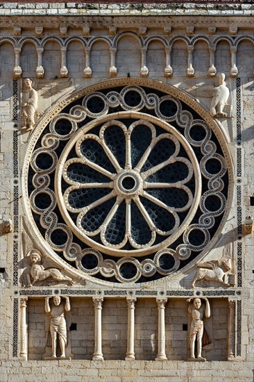 Spolète, Duomo