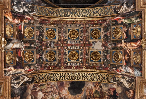Parma, Church of St. Maria della Steccata, arch of the eastern arm of the transept
