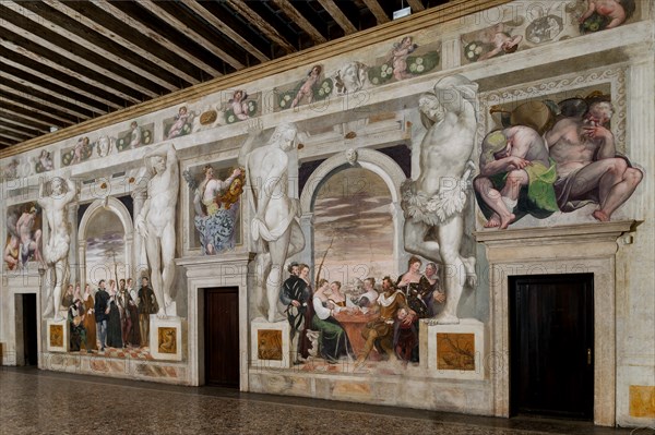 Caldogno, Villa Caldogno, main hall