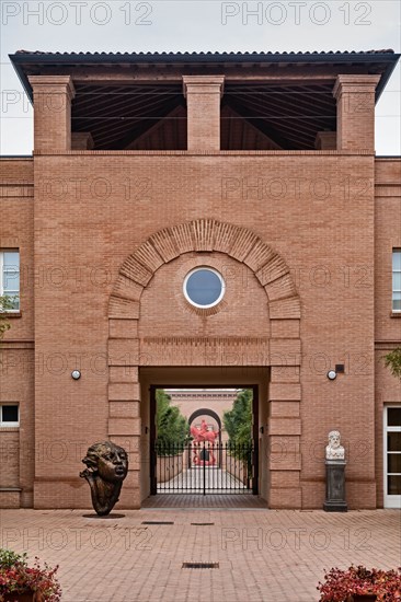 Fontanellato, Labirinto della Masone, by Franco Maria Ricci: the entrance