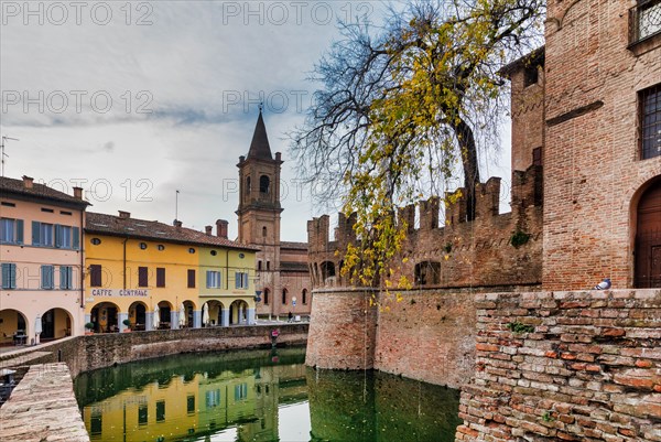 Fontanellato, Rocca Sanvitale: view of the fortress and its moat, and some houses