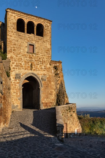 Civita di Bagnoregio: Santa Maria Gateway, dating back to the Etruscan period