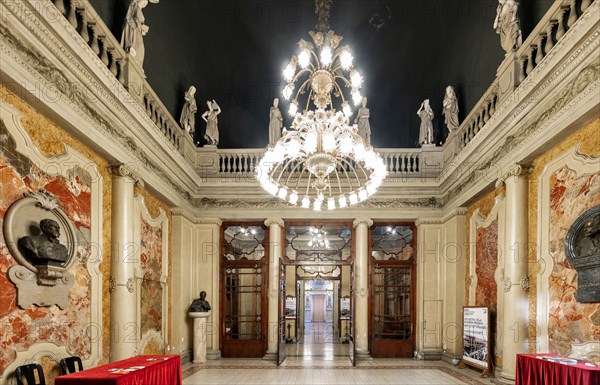 Brescia, Teatro Grande: Hall of the Statues
