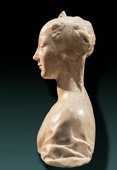 "Young gentlewoman", by Desiderio da Settignano and workshop, marble