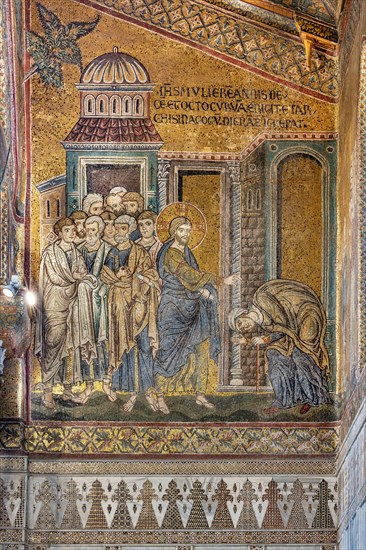 Monreale, Duomo: "Jesus healing the hunchbacked woman from her hump"