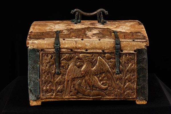 Monreale Cathedral, Diocesan Museum: wooden and gilded pastiglia reliquary box