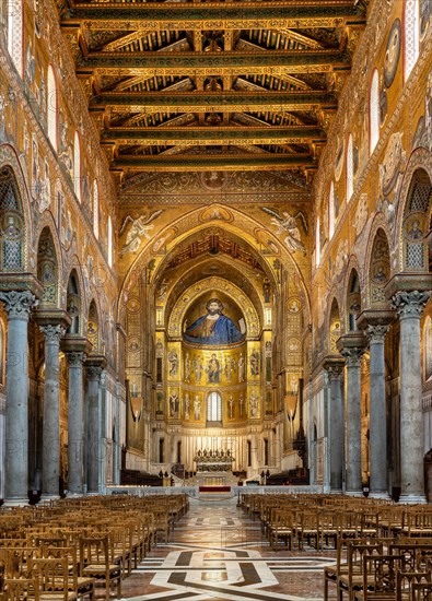 Monreale, Duomo: view of the nave