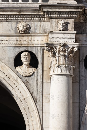 Brescia, piazza della Loggia