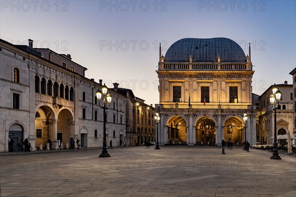 Brescia, piazza della Loggia