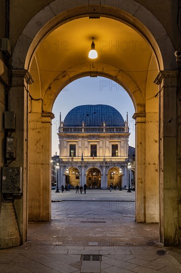 Brescia, piazza della Loggia