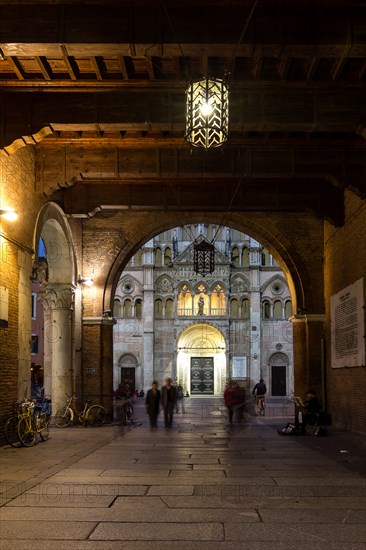 Ferrara, piazza della Cattedrale (the Cathedral Square)