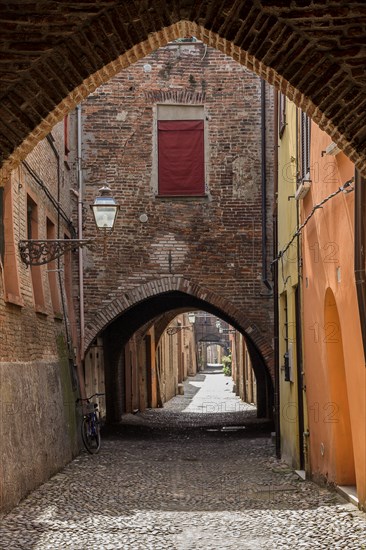 Ferrara, Delle Volte Street