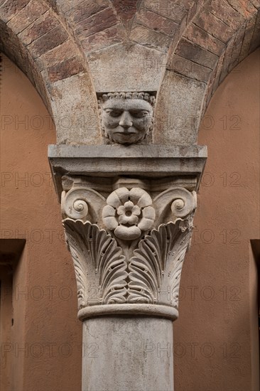 Modena, Ghirlandina Tower, Torresani Hall, north wall