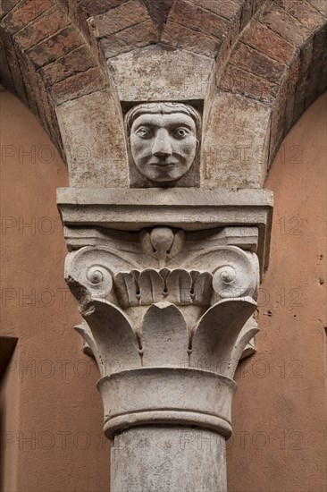 Modena, Ghirlandina Tower, Torresani Hall, north wall