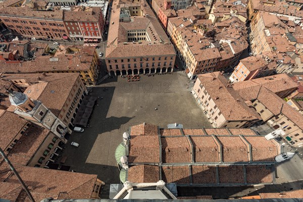 Modena, Ghirlandina Tower