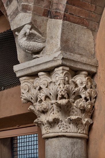 Modena, Ghirlandina Tower, Torresani Hall, south wall