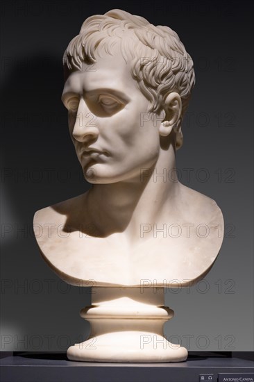 "Napoleon", 1804-09,  by Antonio Canova