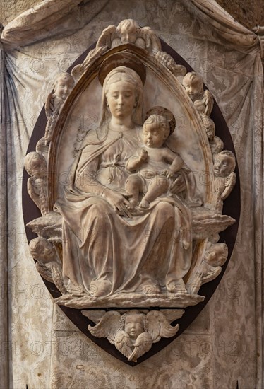 Antonio Rossellino: 'Nursing Madonna'