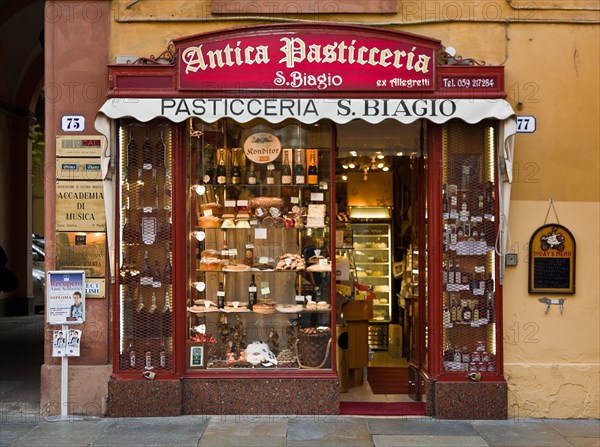 Dans les rues de Modène, en Italie