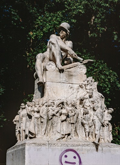 Monumento a Felice Cavallotti