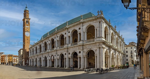 Vicenza: view of Southern side of dei Signori Square