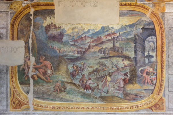 Clusone, Palazzo Comunale (edificato XI e XII secolo), loggetta:  affresco (XVI secolo).

[ENG] 
Clusone, Palazzo Comunale (Town Hall), built in the XI and XII century), the small loggia: a frescoe (XVI century).
Clusone (BG), Lombardia - Lombardy, Italia - Italy