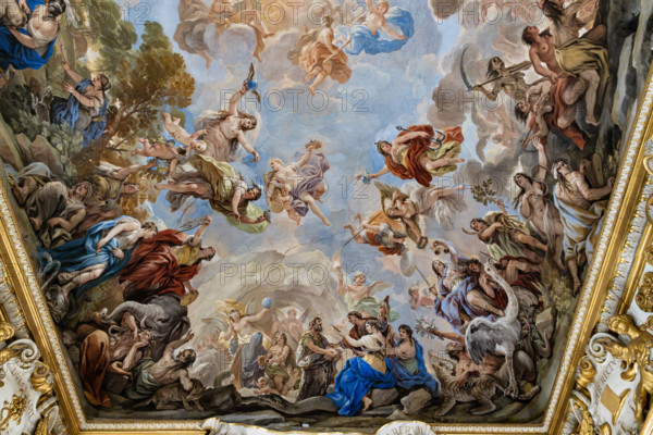 Medici Riccardi Palace, Gallery of Mirrors (or Room Luca Giordano): view of the western side of the vault. At the centre "the Cave of Eternity and the Birth of Man"; on the right the allegory of Justice and on the left the allegory of Temperance.
Frescoes by Luca Giordano; 1682 - 1685.
Palazzo Medici Riccardi, Firenze (FI) - Florence, Toscana - Tuscany, Italia - Italy
