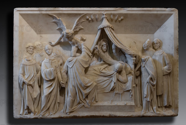 Elementi del “monumento funebre di San Giovanni Gualberto”, fondatore dell’Ordine Vallombrosano. Opera di Benedetto da Rovezzano, marmo bianco, 1505-13. Particolare del rilievo con “S. Giovanni Gualberto che libera un monaco dal demonio”.

[ENG]
Elements of the “funeral monument of San Giovanni Gualberto”, founder of the Vallombrosan Order. Artwork by Benedetto da Rovezzano, white marble, 1505-13. Detail of the relief with “S. Giovanni Gualberto freeing a monk from the devil”.
Chiesa di San Salvi, Museo del C, Firenze (FI) - Florence, Toscana - Tuscany, Italia - Italy