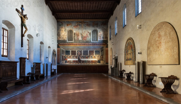 Il refettorio del monastero di Sant'Apollonia a Firenze, oggi museo del Cenacolo di Sant’Apollonia. Sulla parete ovest è conservato “L’Ultima Cena”, affresco (453 × 975 cm)  di Andrea del Castagno, 1447 circa. L’affresco è coronato da scene della “Resurrezione, Crocifissione e Compianto”.

[ENG]
The refectory of the monastery of Sant'Apollonia in Florence, now the museum of the Cenacle of Sant'Apollonia. On the west wall is preserved “The Last Supper”, a fresco (453 × 975 cm) by Andrea del Castagno, circa 1447. The fresco is crowned with scenes of the "Resurrection, Crucifixion and Lamentation".
Museo del Cenacolo di Sant'Apoll, Firenze (FI) - Florence, Toscana - Tuscany, Italia - Italy