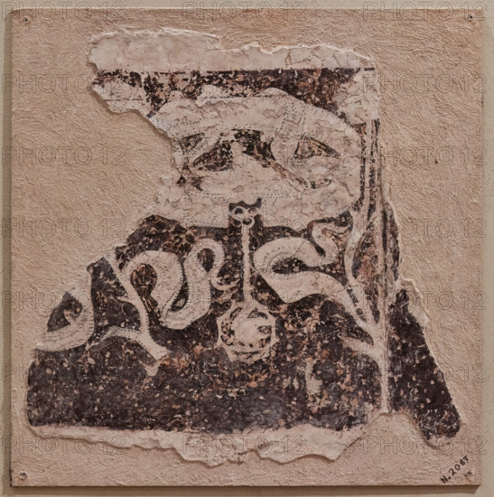 “Fragment of frieze with heraldic emblems”, detached wall painting, by Antonio di Puccio, known as Pisanello, 1430 - 3, preserved in the Ducal Palace of Mantua.
First version of the heraldic frieze of the Tournament wall or that of the Ladies.
Palazzo Ducale, Mantova (MN) - Mantua, Lombardia - Lombardy, Italia - Italy