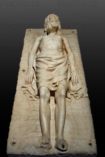 “Deposed Christ or Dead Christ”, marble statue by Jacopino da Tradate, 1420-30. The statue was probably part of a lamentation.
Chiesa di San Francesco, Casalmaggiore (CR), Lombardia - Lombardy, Italia - Italy