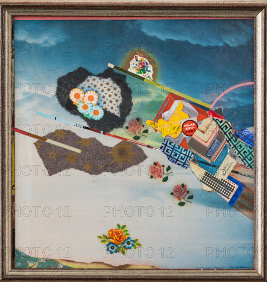 Collezione Assicoop Unipol, inv. n° 861: 
Giovanni Valbonesi: “Astronave fiorita”;
 (collage, 27x26).