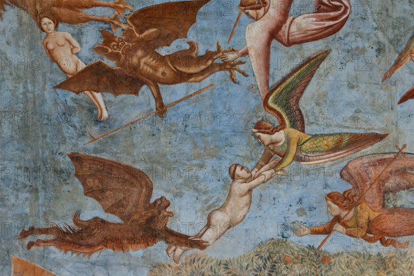 Pisa, Camposanto monumentale: ”Trionfo della Morte”, particolare degli affreschi di Buonamico Buffalmacco, 1336/1341. Dettaglio con la battaglia tra angeli e demoni pipistrello per le anime dei defunti. 

[ENG]
Pisa, Monumental Cemetery: "Triumph of Death," detail of the frescoes by Buonamico Buffalmacco, 1336/1341. Detail with the battle between angels and bat demons for the souls of the deceased.
Camposanto Monumentale, Pisa (PI), Toscana - Tuscany, Italia - Italy