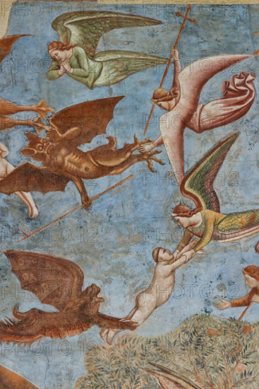 Pisa, Monumental Cemetery: "Triumph of Death," detail of the frescoes by Buonamico Buffalmacco, 1336/1341. Detail with the battle between angels and bat demons for the souls of the deceased.
Camposanto Monumentale, Pisa (PI), Toscana - Tuscany, Italia - Italy