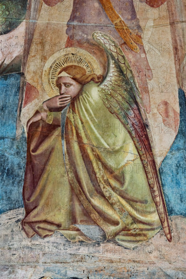 Pisa, Camposanto monumentale:
“Giudizio Universale”.  Affreschi di Buonamico Buffalmacco, 1336/1341.
Particolare con un angelo accovacciato che si chiude la bocca con una mano.

[ENG]
Pisa, Monumental Cemetery: "The Last Judgement”. Frescoes by Buonamico Buffalmacco, 1336/1341.
Detail of a crouching angel covering his mouth with one hand.
Camposanto Monumentale, Pisa (PI), Toscana - Tuscany, Italia - Italy