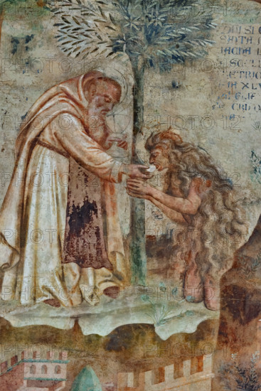 Pisa, Camposanto Monumentale: “Tebaide”,
storie degli Eremiti e dei Santi Padri ispirate alla “Vitae Patrum” del canonico domenicano Cavalca. Particolare con Santa Maria Egizia comunicata dall’Abate Zisimo. Affreschi di Buonamico Buffalmacco, 1336/1341.

[ENG]
Pisa, Monumental Cemetery: “Thebaid”, Stories of the Hermits and the Holy Fathers inspired by the Vitae Patrum by the Dominican Domenico Canon Cavalca. Detail with St. Mary of Egypt receiving Communion by Abbot Zisimo.
Frescoes by Buonamico Buffalmacco, 1336/1341.
Camposanto Monumentale, Pisa (PI), Toscana - Tuscany, Italia - Italy