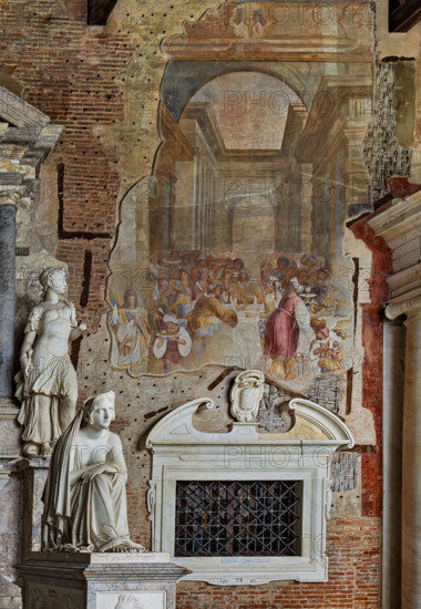 Pisa, Camposanto monumentale:
“Il convito di Baldassarre”, affreschi di Zaccaria Rondinosi, 1664.

[ENG]
Pisa, Monumental Cemetery: 
“Belshazzar’s Feast”, frescoes by Zaccaria Rondinosi, 1664.
Camposanto Monumentale, Pisa (PI), Toscana - Tuscany, Italia - Italy