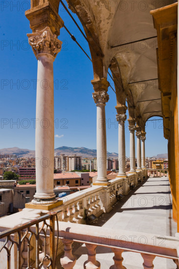 Palermo, Palazzo Reale o Palazzo dei Normanni, Torre di Porta Nuova: la loggia.

[ENG]
Palermo, The Royal Palace or Palazzo dei Normanni (Palace of the Normans), the Porta Nuova Tower: the loggia.
Palazzo Reale (Palazzo dei Norma, Palermo (PA), Sicilia - Sicily, Italia - Italy