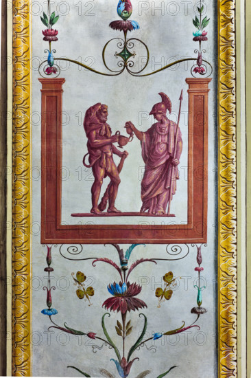 Palermo, Palazzo Reale o Palazzo dei Normanni, Appartamento Reale, Sala d'Ercole (Parlamento
dell'Assemblea Regionale Siciliana):  particolare di fregio decorativo (pittura murale a secco).

[ENG]
Palermo, The Royal Palace or Palazzo dei Normanni (Palace of the Normans), the Royal Apartment, The Hercules Hall (Parliament of the Sicily Regional Assembly): detail of decorative frieze (dry wall painting).
Palazzo Reale (Palazzo dei Norma, Palermo (PA), Sicilia - Sicily, Italia - Italy
