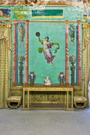 Palermo, Palazzo Reale o Palazzo dei Normanni, Appartamento Reale, Sala Pompeiana: "Ninfa danzante", pittura murale a secco di Giuseppe Patania, 1830 circa.

[ENG]
Palermo, The Royal Palace or Palazzo dei Normanni (Palace of the Normans), The Royal Apartment, the Pompeiana Room: "Dancing Nymph", dry wall painting by Giuseppe Patania, about 1830.
Palazzo Reale (Palazzo dei Norma, Palermo (PA), Sicilia - Sicily, Italia - Italy