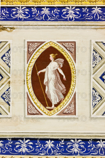 Palermo, Palazzo Reale o Palazzo dei Normanni, Appartamento Reale, Sala Rossa, la volta: particolare decorativo di spoletta con ninfa.

[ENG]
Palermo, The Royal Palace or Palazzo dei Normanni (Palace of the Normans), The Royal Apartment, The Red Room: detail of the decoration depicting a nymph.
Palazzo Reale (Palazzo dei Norma, Palermo (PA), Sicilia - Sicily, Italia - Italy