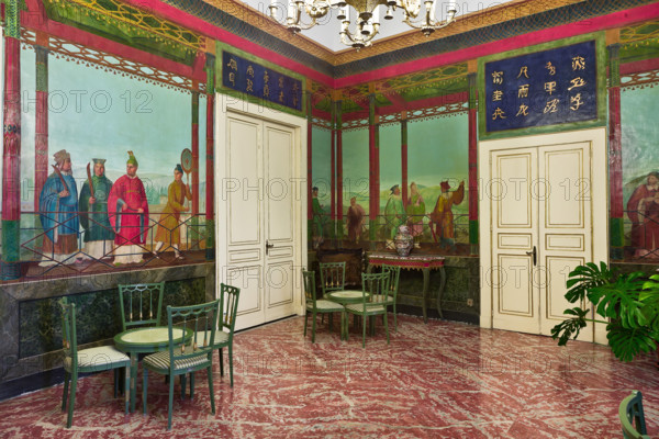 Palermo, Palazzo Reale o Palazzo dei Normanni, Appartamento Reale, Sala Cinese o Gabinetto Cinese: veduta. Le  pitture murali a secco sono di Giovanni Patricolo, 1880 circa.

[ENG]
Palermo, The Royal Palace or Palazzo dei Normanni (Palace of the Normans), The Royal Apartment, The Chinese Room or the Chinese Study: view. The dry wall painting are by Giovanni Patricolo, about 1880.
Palazzo Reale (Palazzo dei Norma, Palermo (PA), Sicilia - Sicily, Italia - Italy