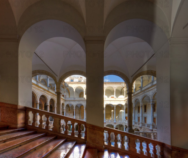 Palermo, Palazzo Reale o Palazzo dei Normanni: vista del cortile Maqueda dallo scalone monumentale.

[ENG]
Palermo, The Royal Palace or Palazzo dei Normanni (Palace of the Normans): view of the Maqueda courtyard from the monumental staircase.
Palazzo Reale (Palazzo dei Norma, Palermo (PA), Sicilia - Sicily, Italia - Italy