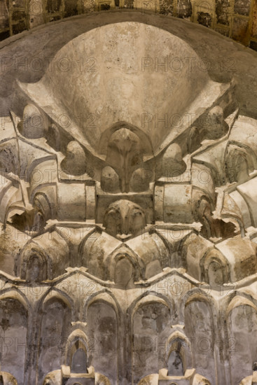 Palermo, Palazzo Reale o Palazzo dei Normanni,  Torre pisana, ambiente superiore oggi adibito a studio privato del Presidente dell'Assemblea regionale siciliana: particolare del soffitto a muqarnas.

[ENG]
Palermo, The Royal Palace or Palazzo dei Normanni (Palace of the Normans), The Pisana Tower, upper room now used as private study of the President of the Sicilian Regional Assembly: detail of the ceiling decorated with muqarnas.
Palazzo Reale (Palazzo dei Norma, Palermo (PA), Sicilia - Sicily, Italia - Italy