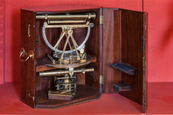 Palermo, The Royal Palace or Palazzo dei Normanni (Palace of the Normans), the Pisana Tower, The Astronomical Observatory "Giuseppe Piazzi": sextant.
Palazzo Reale (Palazzo dei Norma, Palermo (PA), Sicilia - Sicily, Italia - Italy