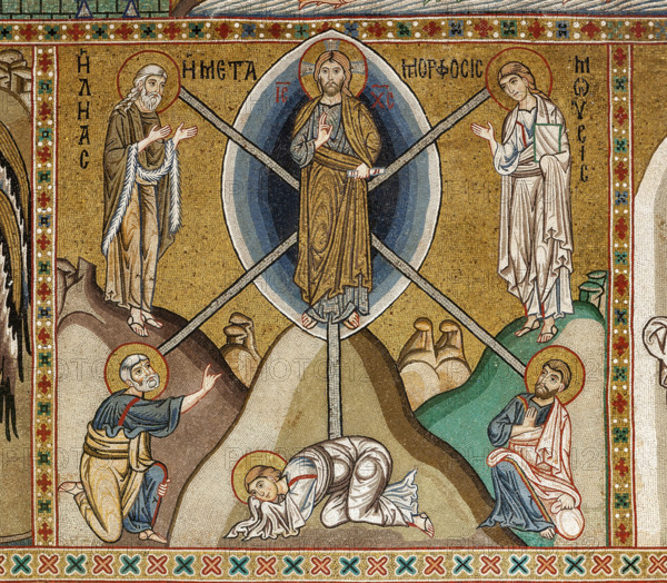 Palermo, Palazzo Reale o Palazzo dei Normanni,  Cappella Palatina (Basilica),navata centrale, ciclo di mosaici sulla vita di Gesù: la "Trasfigurazione", XII secolo.

[ENG]
Palermo, The Royal Palace or Palazzo dei Normanni (Palace of the Normans), The Palatine Chapel (Basilica), the nave, cycle of mosaics on the life of Jesus: the "Transfiguration", XII century.
Palazzo Reale (Palazzo dei Norma, Palermo (PA), Sicilia - Sicily, Italia - Italy