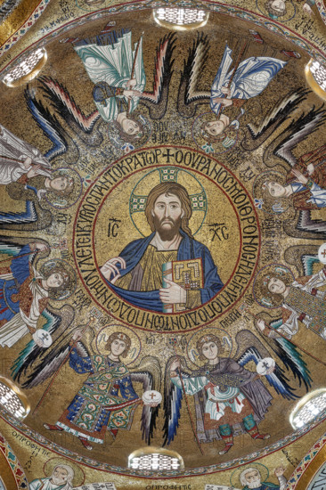 Palermo, Palazzo Reale o Palazzo dei Normanni,  Cappella Palatina (Basilica),cupola del transetto: mosaico "Cristo Pantocratore benedicente fra angeli e arcangeli", XII secolo.

[ENG]
Palermo, The Royal Palace or Palazzo dei Normanni (Palace of the Normans), The Palatine Chapel (Basilica), dome of the transept: mosaic "Blessing Christ Pantocrator between angels and archangels", XII century.
Palazzo Reale (Palazzo dei Norma, Palermo (PA), Sicilia - Sicily, Italia - Italy