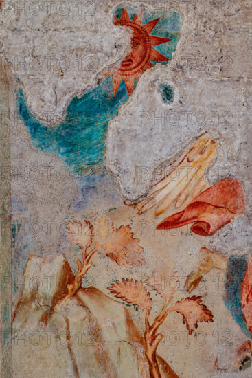 Assisi, Basilica superiore di San Francesco, transetto meridionale, parete sud, “Visioni apocalittiche”: “L’angelo del sesto sigillo”. Particolare del paesaggio.  Affreschi di Cimabue (Cenni di Pepo 1277-1283?) e bottega.

[ENG]
Assisi, Upper Basilica of Saint Francis, the southern transept, the southern wall, “Apocalyptic visions”: “The Angel of the Sixth Seal.” Detail of the landscape. Frescoes by Cimabue (Cenni di Pepo 1277-1283?) and workshop.
Basilica di San Francesco, Assisi (PG), Umbria, Italia - Italy