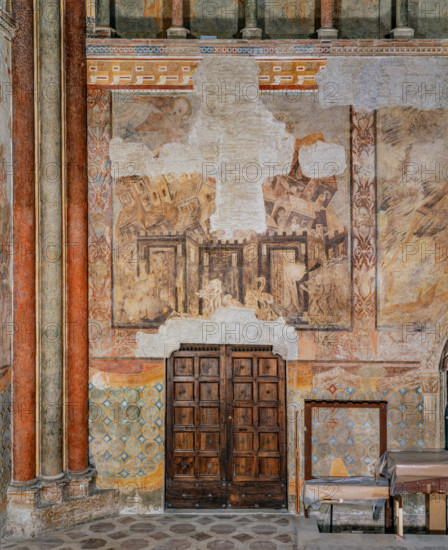 Assisi, Basilica superiore di San Francesco, transetto meridionale, parete ovest: “La caduta di Babilonia”. Affreschi di Cimabue (Cenni di Pepo 1277-1283?) e bottega.

[ENG]
Assisi, Upper Basilica of Saint Francis, southern transept: view of the west wall with “The Fall of Babylon”. Frescoes by Cimabue (Cenni di Pepo 1277-1283?) and workshop.
Basilica di San Francesco, Assisi (PG), Umbria, Italia - Italy